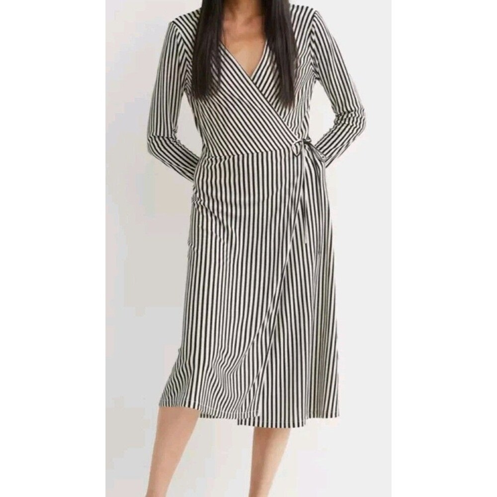 patterned jersey dress h&m | Dresses | Hm Stripe Wrap Black White Knit Full Sleeve Midi S Minimal Career Maxi dress